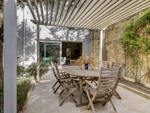 4 bed House of Character For Sale in Attard, Attard - thumb 5