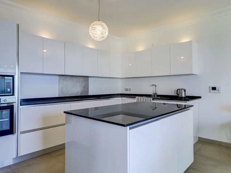 3 bed Apartment For Sale in Sliema, Sliema - thumb 4