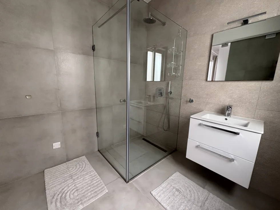 2 bed Apartment For Rent in Sliema, Sliema - thumb 10