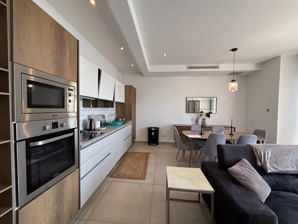 2 bed Apartment For Rent in Sliema, Sliema - thumb 8