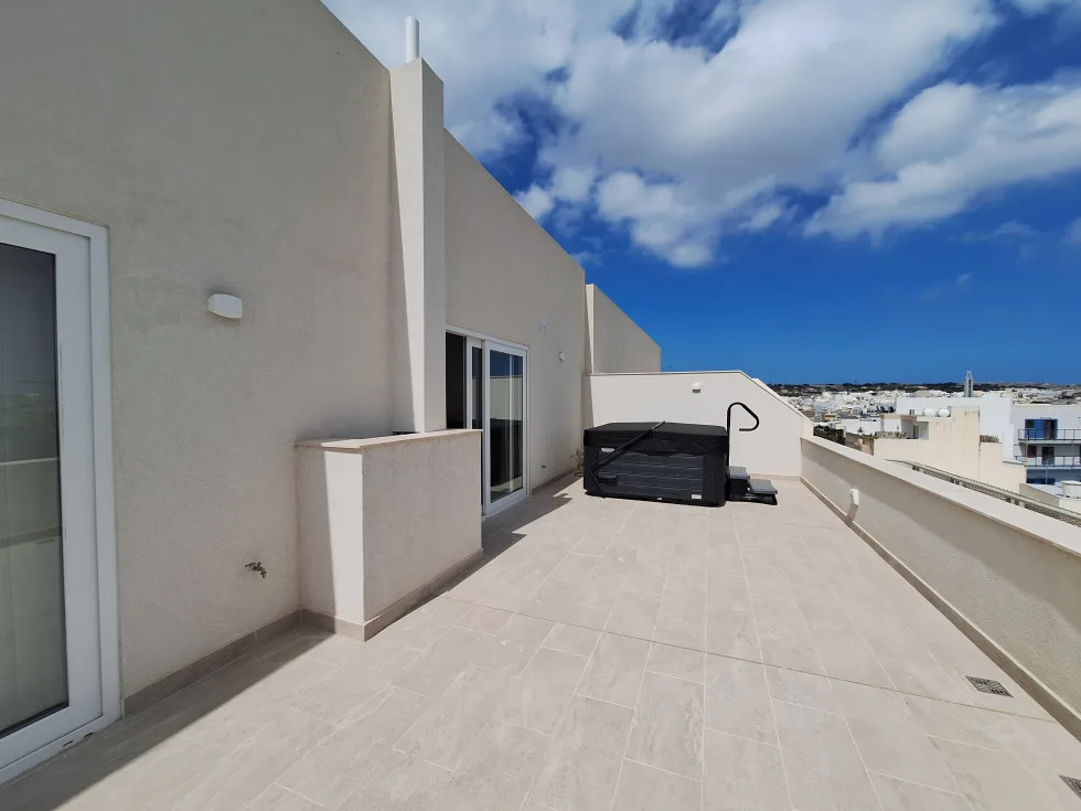 2 bed Penthouse For Rent in Balzan, Balzan - thumb 4