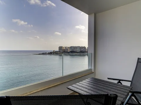 2 bed Apartment For Rent in St Julian's, St Julian's - thumb 3