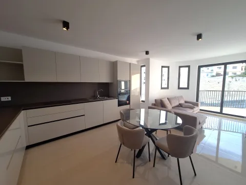 2 bed Apartment For Rent in Gzira, Gzira - thumb 1