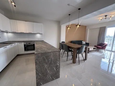 2 bed Apartment For Rent in Gzira, Gzira - thumb 7