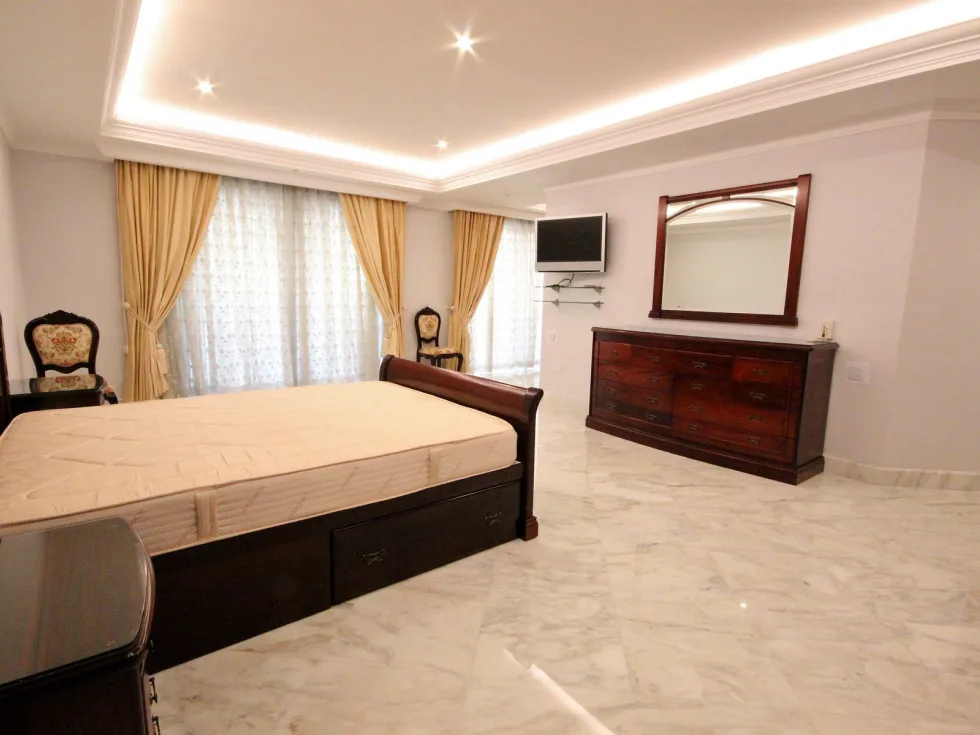 3 bed Apartment For Rent in Sliema, Sliema - thumb 11