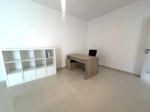 3 bed Maisonette For Rent in Sliema, Sliema - thumb 15