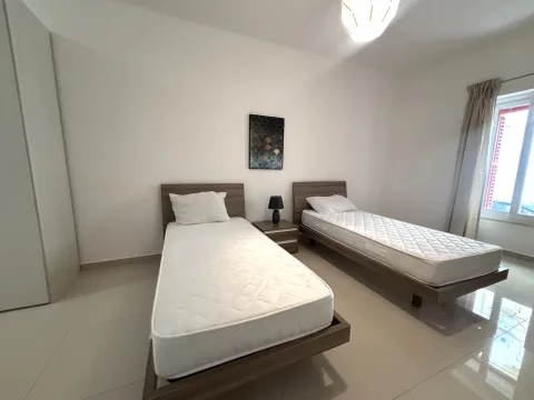 3 bed Maisonette For Rent in Sliema, Sliema - thumb 17