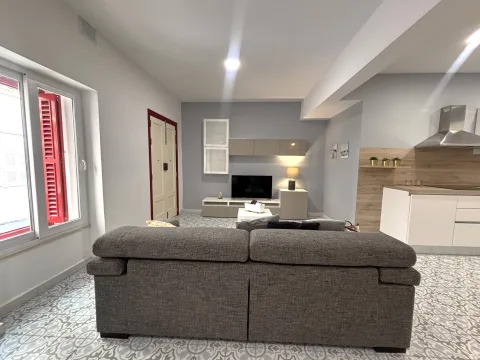 3 bed Maisonette For Rent in Sliema, Sliema - thumb 3