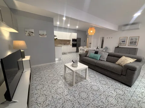 3 bed Maisonette For Rent in Sliema, Sliema - thumb 5