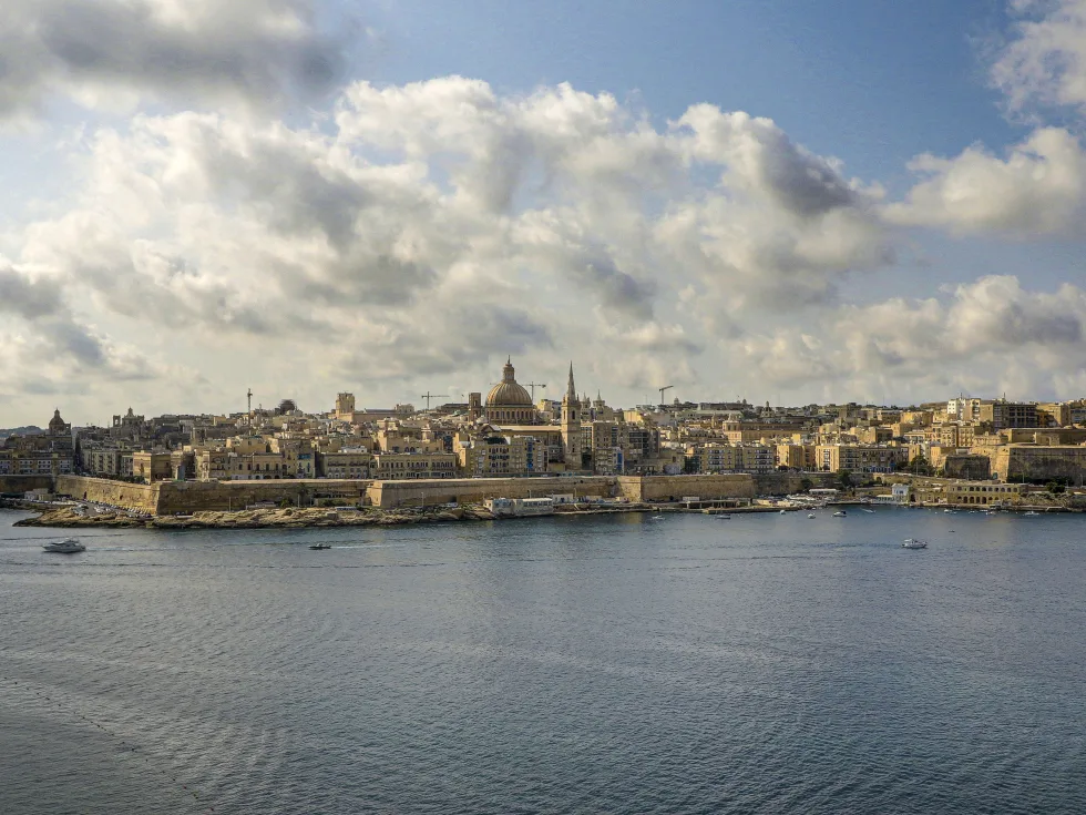 3 bed Apartment For Rent in Sliema, Sliema - thumb 1