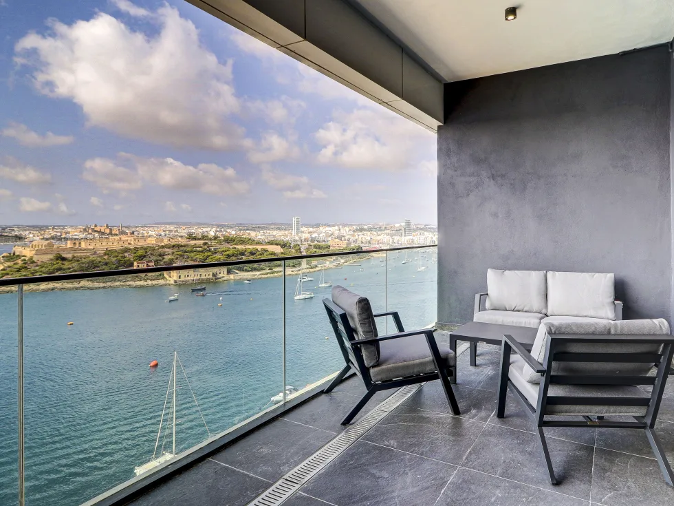 3 bed Apartment For Rent in Sliema, Sliema - thumb 2