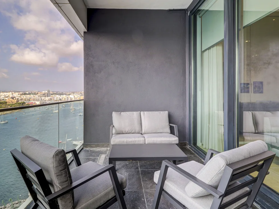 3 bed Apartment For Rent in Sliema, Sliema - thumb 4