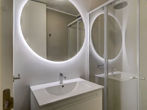 2 bed Apartment For Rent in Sliema, Sliema - thumb 7