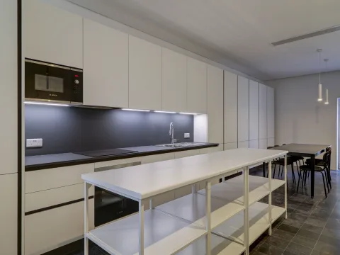 2 bed Apartment For Rent in Sliema, Sliema - thumb 3