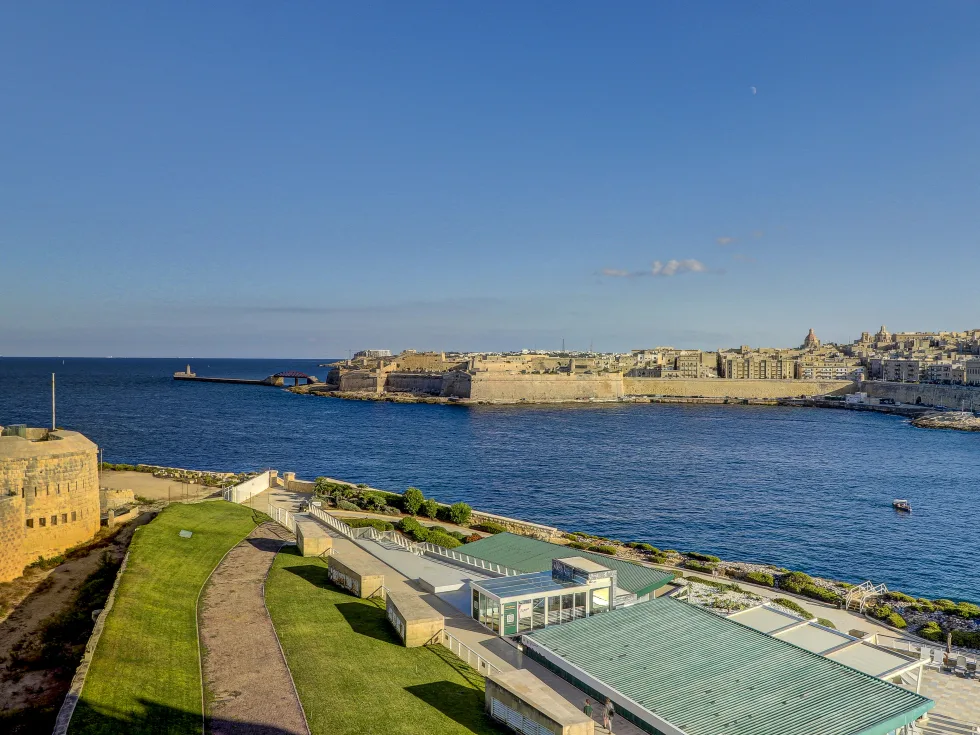 3 bed Apartment For Sale in Sliema, Sliema - thumb 2