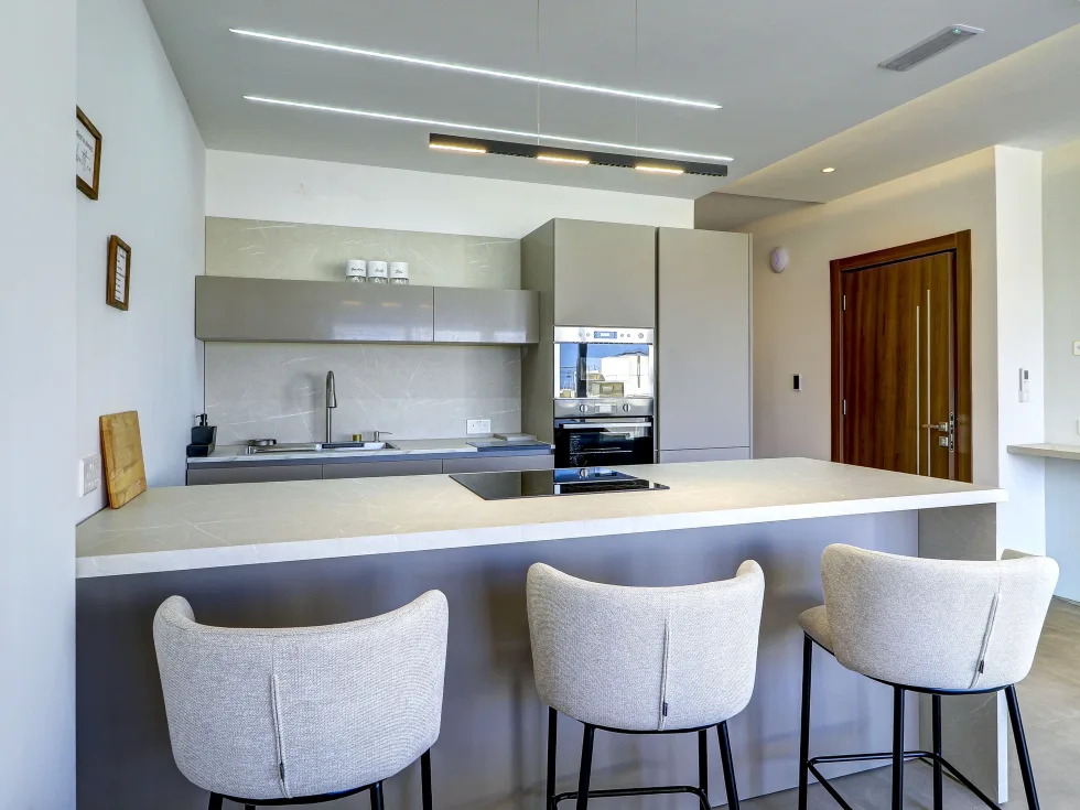 2 bed Apartment For Rent in Mellieha, Mellieha - thumb 4