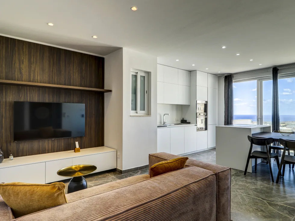 1 bed Penthouse For Rent in Mellieha, Mellieha - thumb 1