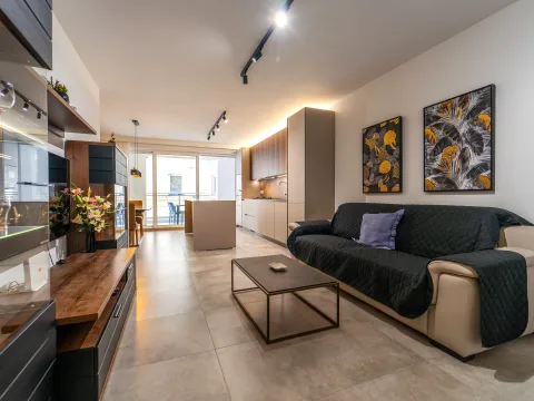 3 bed Apartment For Rent in Sliema, Sliema - thumb 1