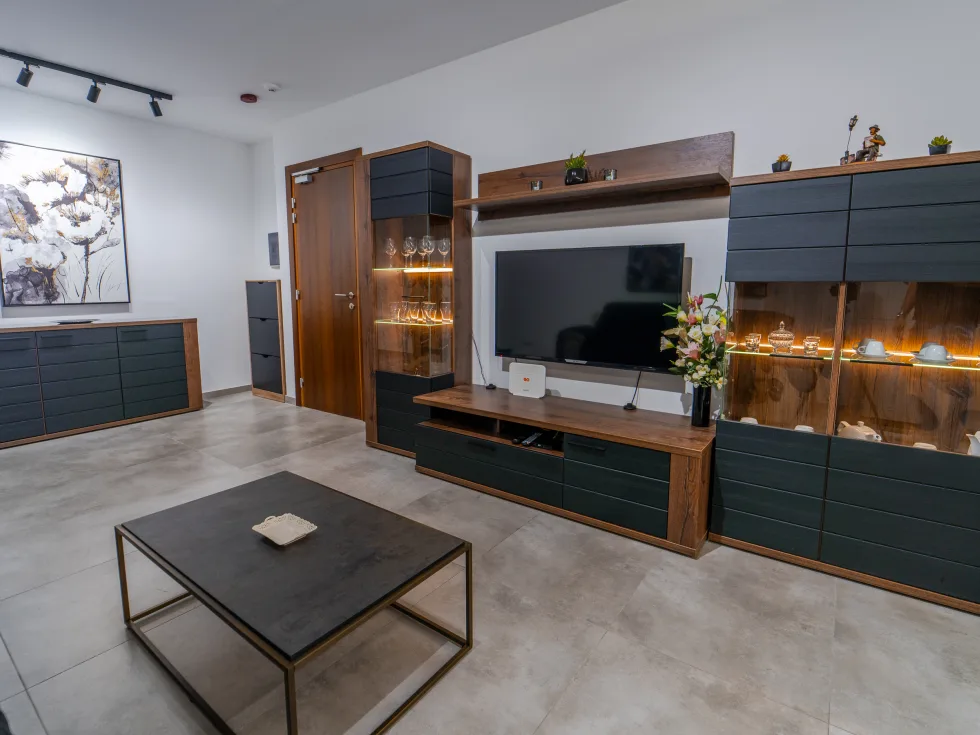 3 bed Apartment For Rent in Sliema, Sliema - thumb 2