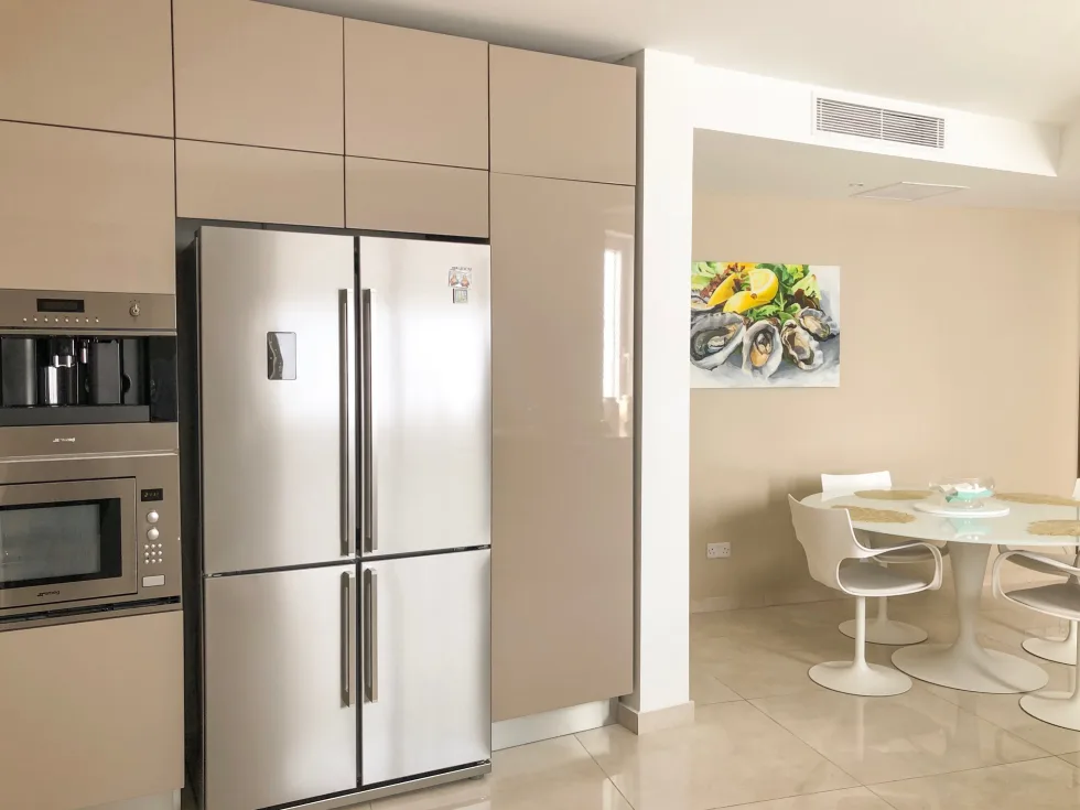 3 bed Apartment For Rent in Sliema, Sliema - thumb 9