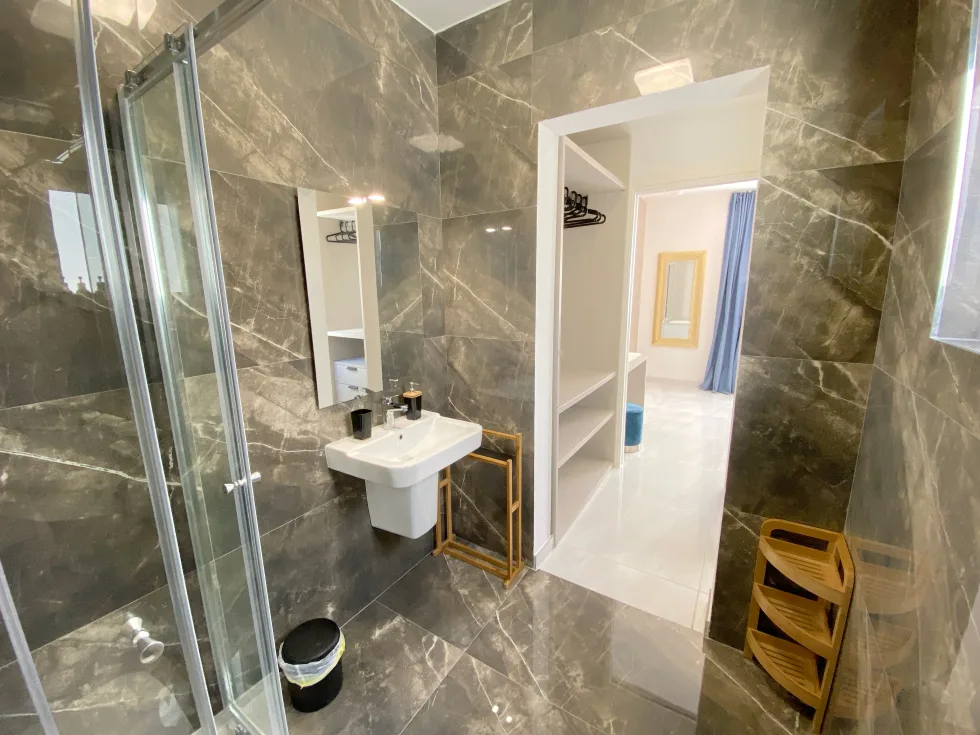 1 bed Penthouse For Rent in Qawra, Qawra - thumb 14