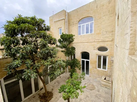 4 bed Town House For Sale in Luqa, Luqa - thumb 12