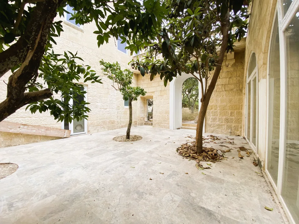 4 bed Town House For Sale in Luqa, Luqa - thumb 2