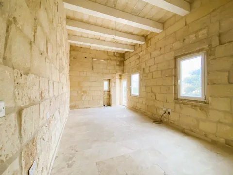 4 bed Town House For Sale in Luqa, Luqa - thumb 9