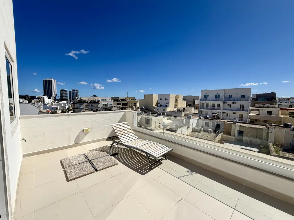2 bed Penthouse For Rent in Swieqi, Swieqi - thumb 5