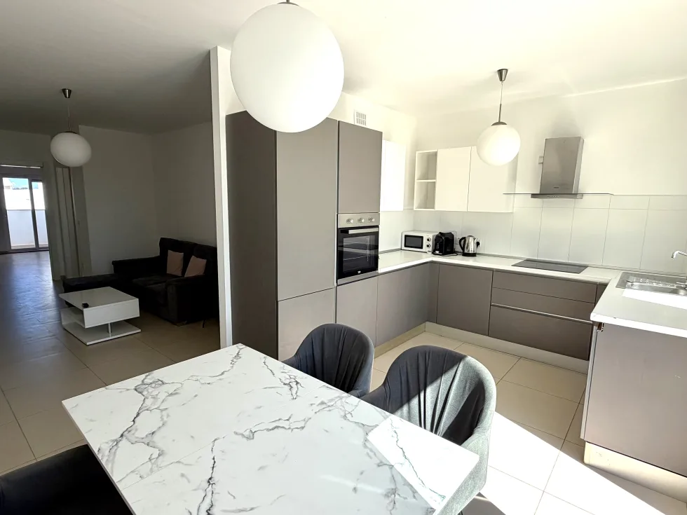 2 bed Penthouse For Rent in Swieqi, Swieqi - thumb 6