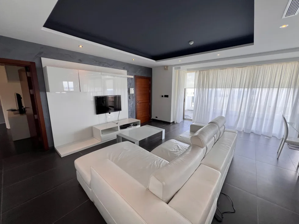 3 bed Penthouse For Rent in Qawra, Qawra - thumb 3