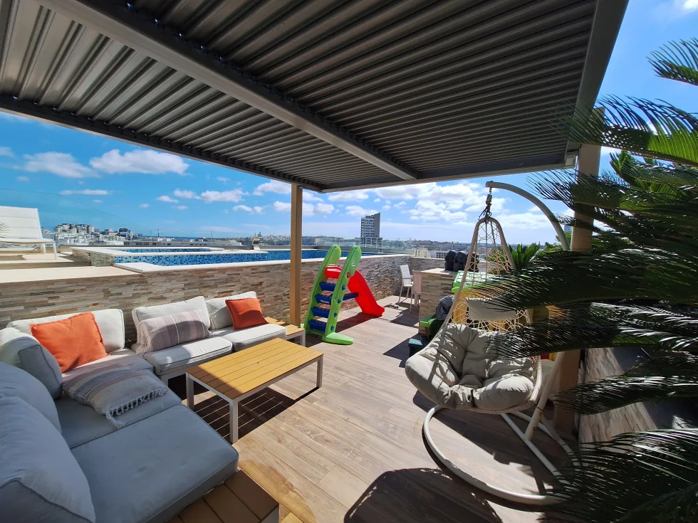 2 bed Penthouse For Rent in Gzira, Gzira - thumb 9