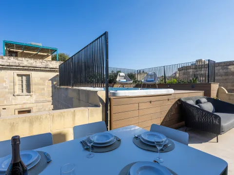 3 bed Penthouse For Sale in Valletta, Valletta - thumb 4