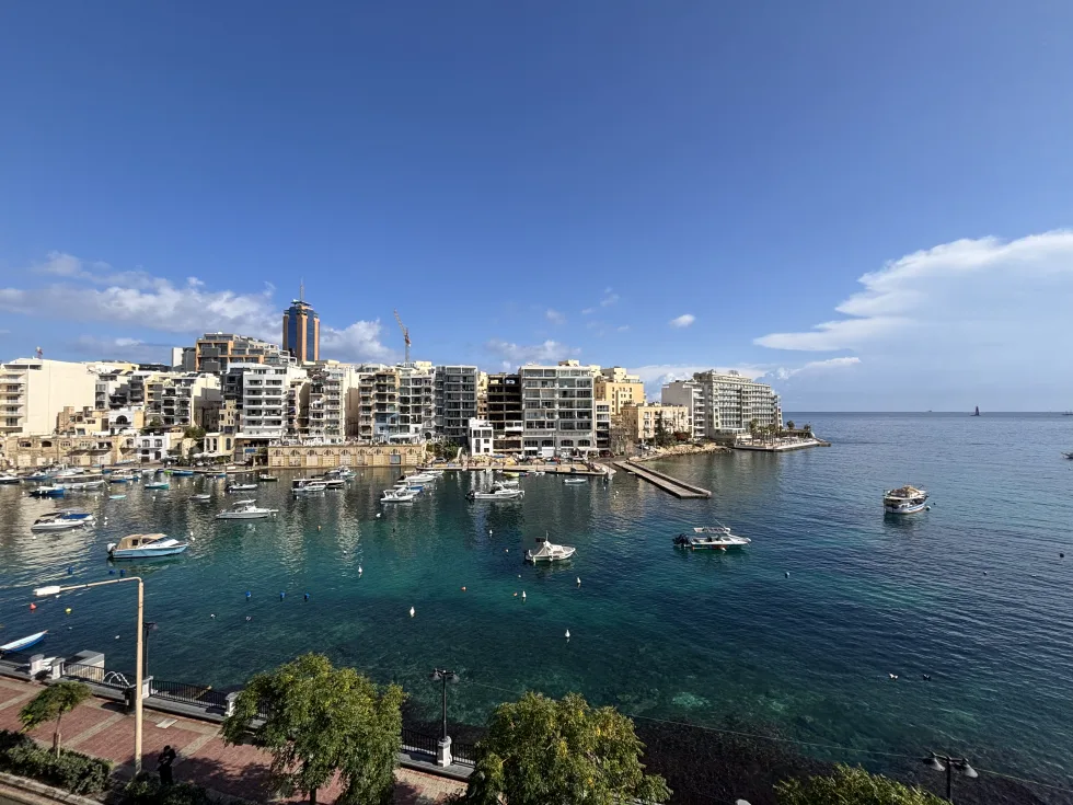 2 bed Apartment For Rent in St Julian's, St Julian's - thumb 1