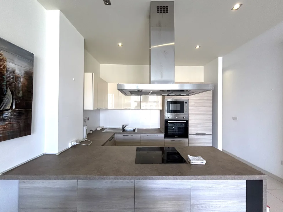 2 bed Apartment For Rent in St Julian's, St Julian's - thumb 5