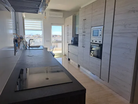 2 bed Penthouse For Rent in St Julian's, St Julian's - thumb 4