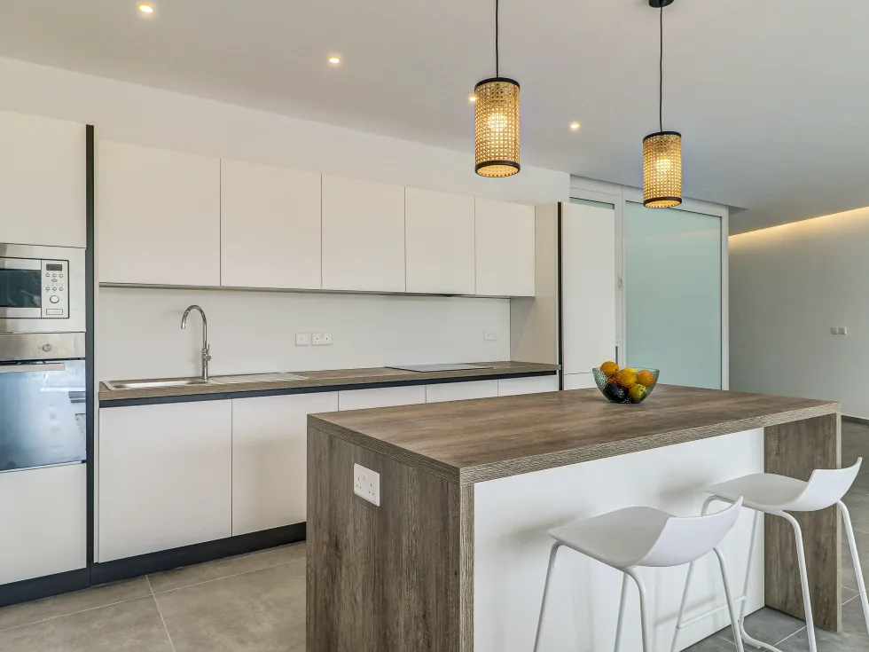 3 bed Apartment For Rent in Bahar ic-Caghaq, Bahar ic-Caghaq - thumb 12