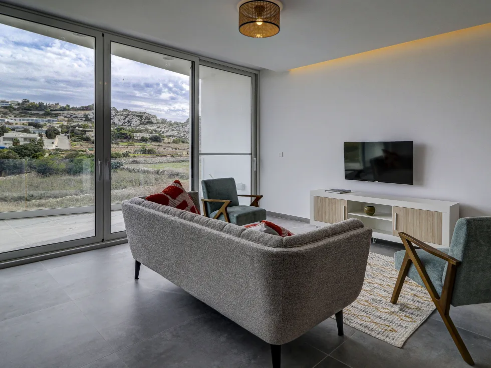 3 bed Apartment For Rent in Bahar ic-Caghaq, Bahar ic-Caghaq - thumb 5