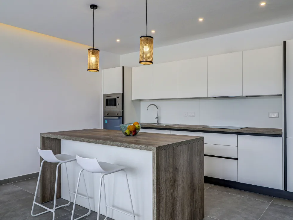 3 bed Apartment For Rent in Bahar ic-Caghaq, Bahar ic-Caghaq - thumb 9