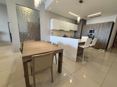 3 bed Apartment For Rent in Sliema, Sliema - thumb 7