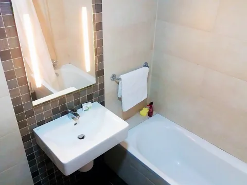 2 bed Apartment For Rent in St Julian's, St Julian's - thumb 6