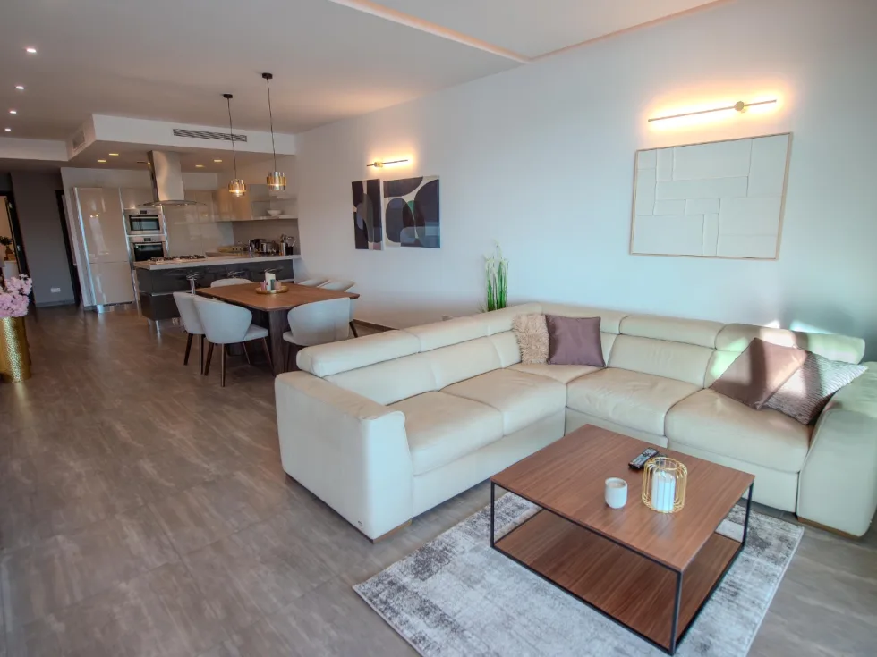 2 bed Apartment For Rent in Ta' Xbiex, Ta' Xbiex - thumb 7