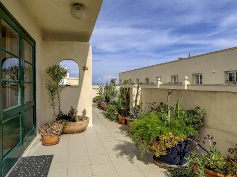4 bed Penthouse For Sale in Sliema, Sliema - thumb 16