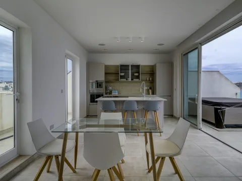 3 bed Penthouse For Sale in St Paul's Bay, St Paul's Bay - thumb 7