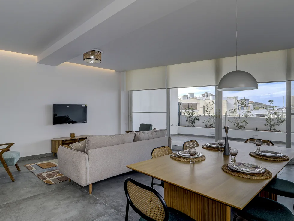 3 bed Apartment For Rent in Bahar ic-Caghaq, Bahar ic-Caghaq - thumb 1