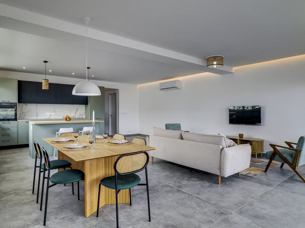 3 bed Apartment For Rent in Bahar ic-Caghaq, Bahar ic-Caghaq - thumb 5