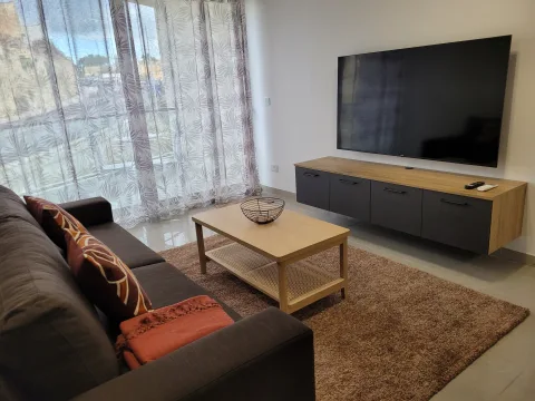 2 bed Apartment For Rent in Gzira, Gzira - thumb 3