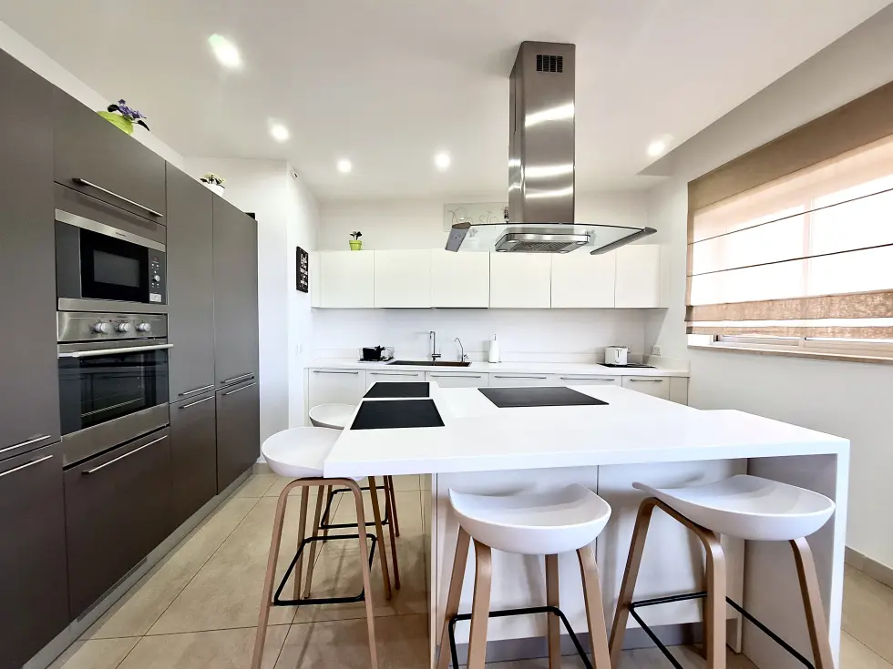 2 bed Apartment For Rent in Sliema, Sliema - thumb 5