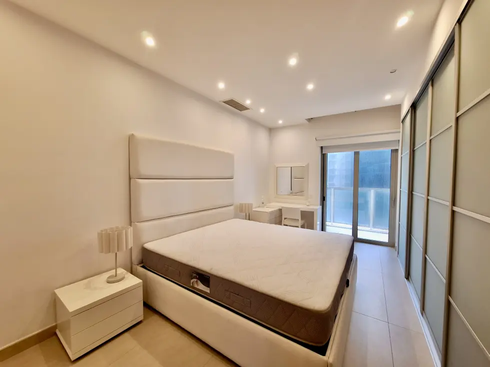 2 bed Apartment For Rent in Sliema, Sliema - thumb 6