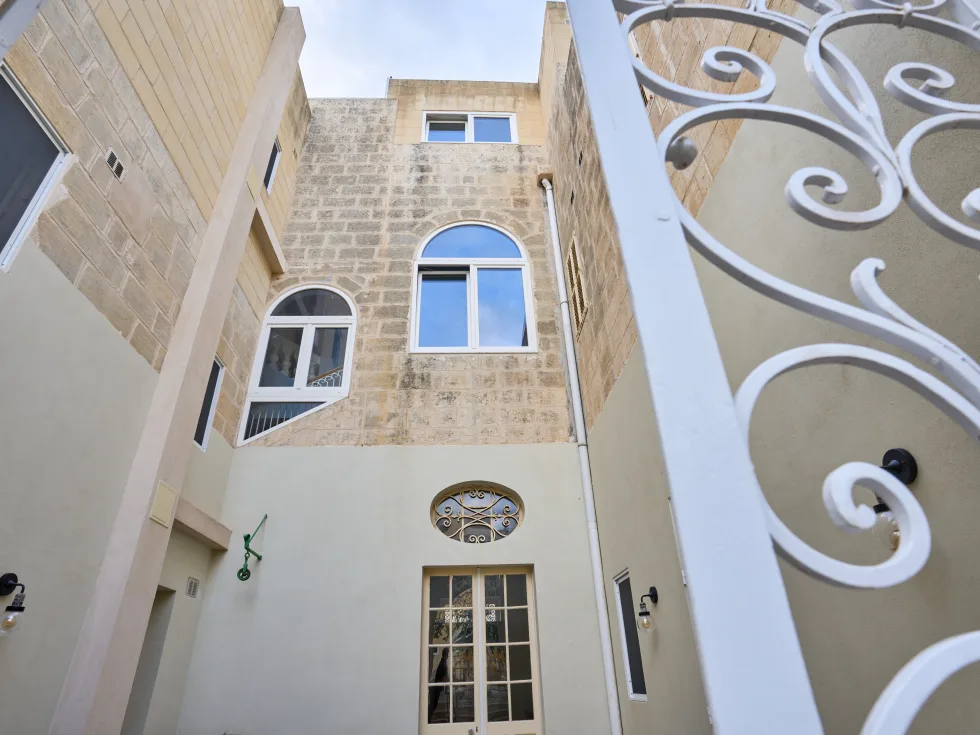 6 bed Town House For Sale in Santa Venera, Santa Venera - thumb 13